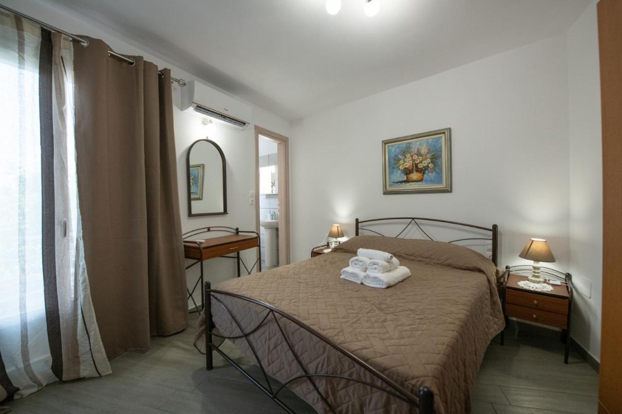 Oneiro Cottage سكوبيلوس تاون المظهر الخارجي الصورة