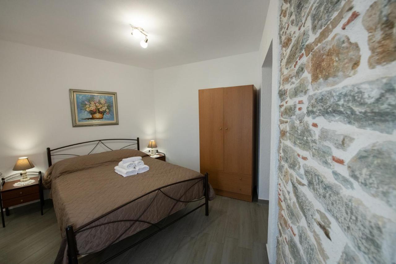 Oneiro Cottage سكوبيلوس تاون المظهر الخارجي الصورة